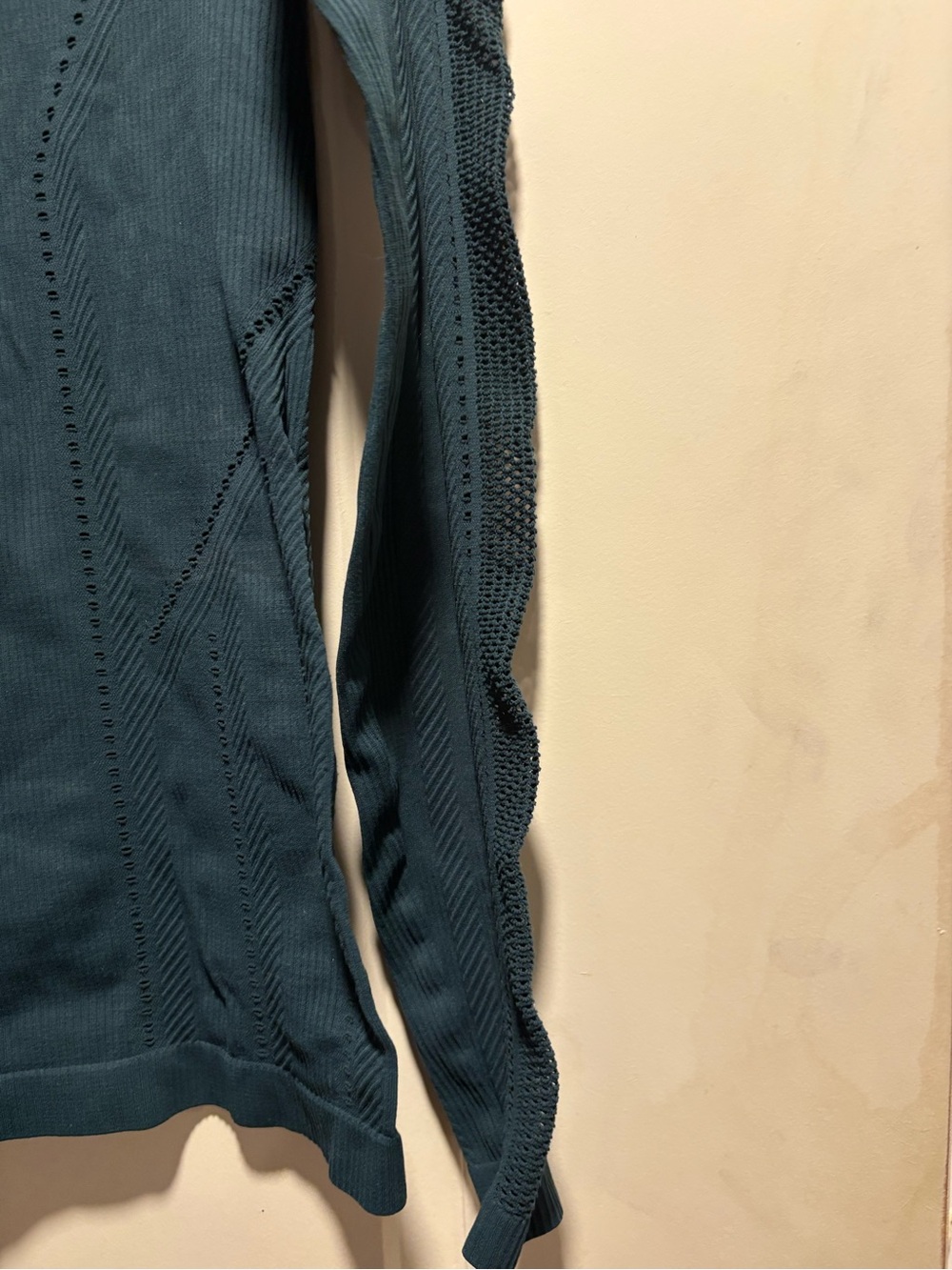 Athleta Oxygen Top Small Nordic Teal Seamless Mesh Long Sleeve Workout Shirt - Picture 5 of 6